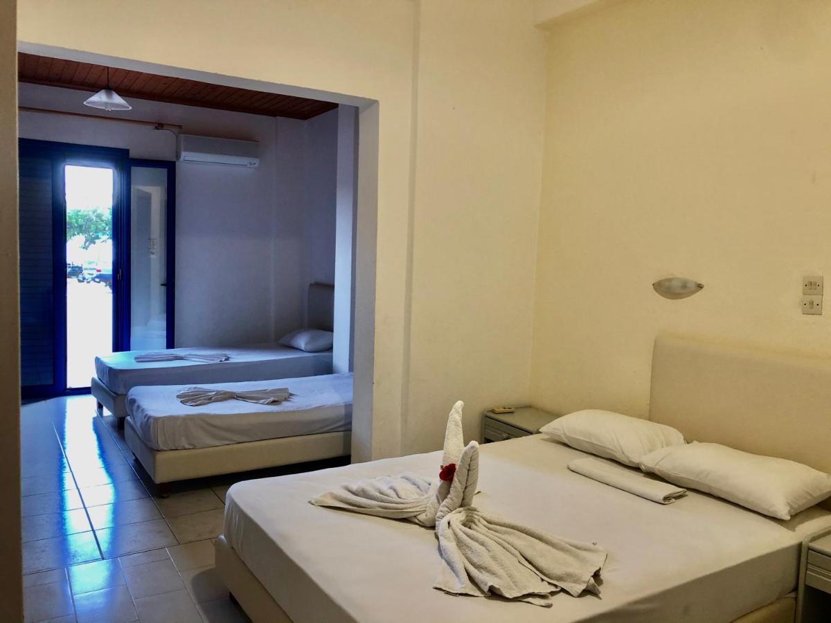 Flisvos Rooms Frangocastelo Ngoại thất bức ảnh