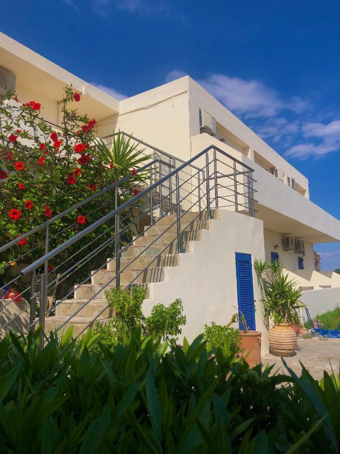 Flisvos Rooms Frangocastelo Ngoại thất bức ảnh